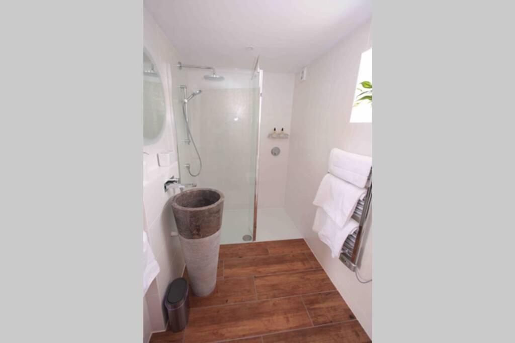 Pebbles - A Relaxing King Studio St Ives المظهر الخارجي الصورة